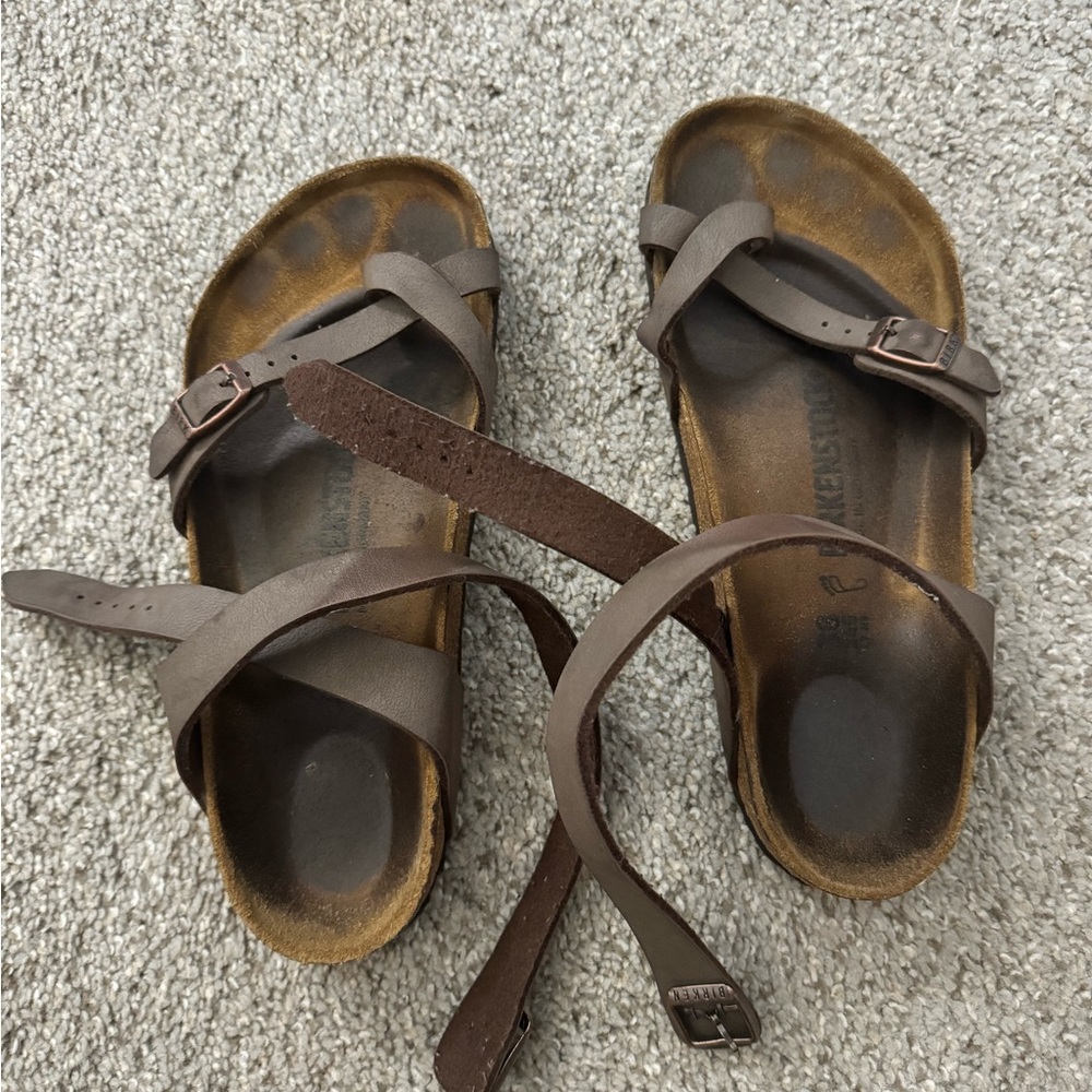 Birkenstock Women’s Yara Sandals